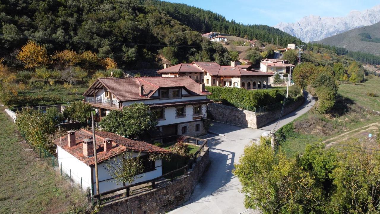 Apartamentos Rurales Valverde Potes Luaran gambar
