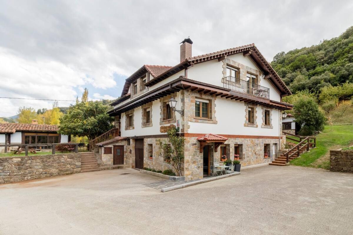 Apartamentos Rurales Valverde Potes Luaran gambar