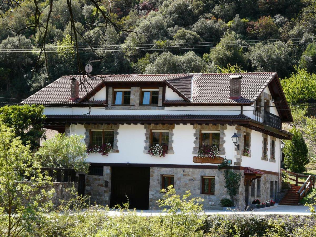 Apartamentos Rurales Valverde Potes Luaran gambar